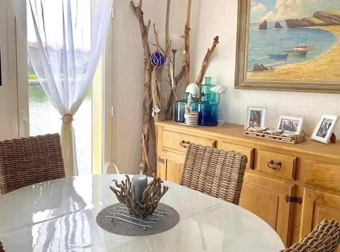 Vue - Rdc - Parking Prive - Meuble Tourisme 4 Etoiles * Agde