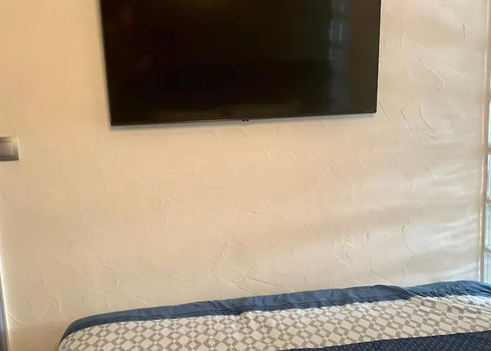 Vue - Rdc - Parking Prive - Meuble Tourisme 4 Etoiles Apartament